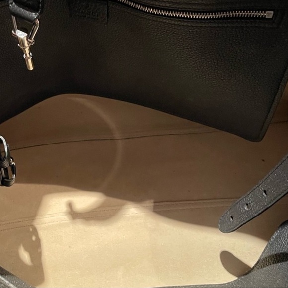 Authentic Gucci large calf hair animal print handbag - Picture 7 of 8